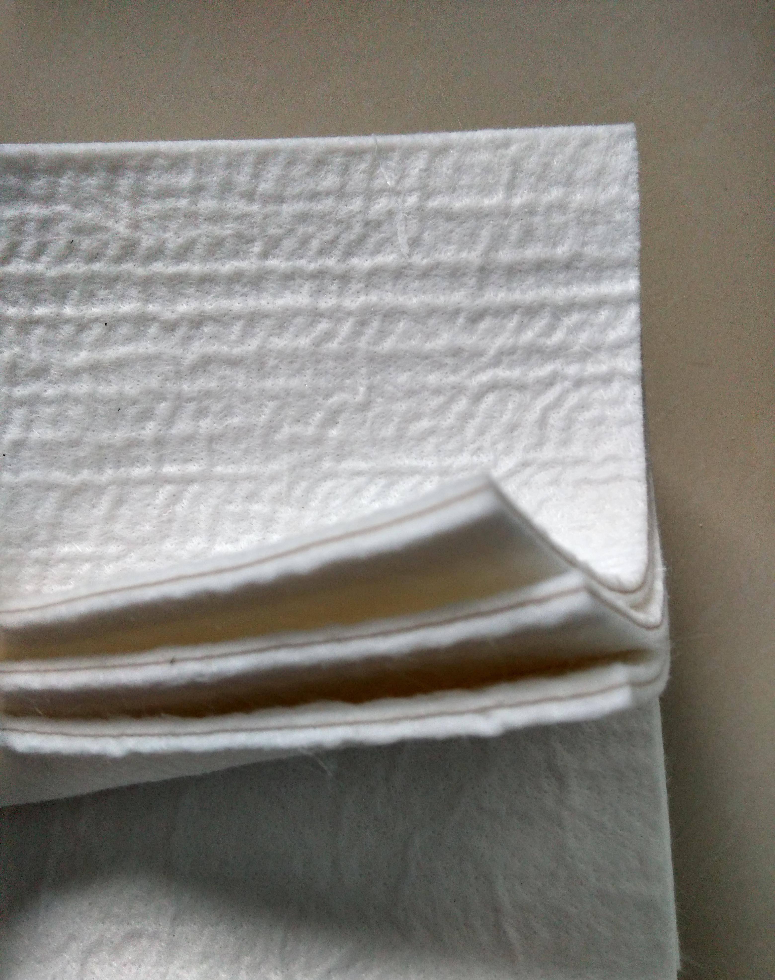 確定土工膜厚度的依據？